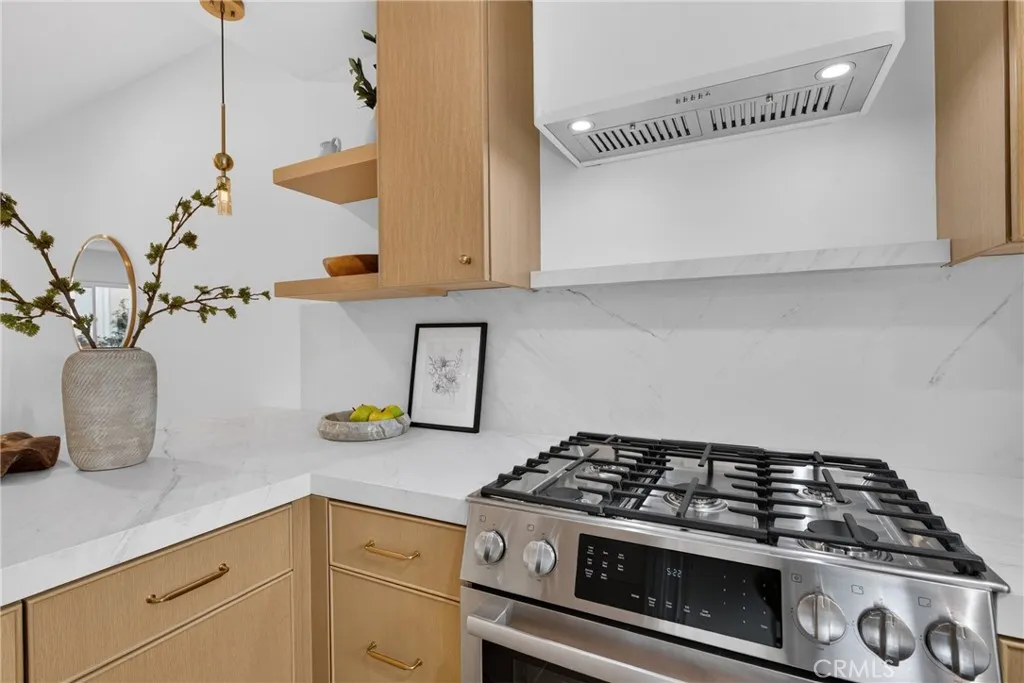 938 18th Street Unit 5, Santa Monica, CA 90403 - Photo 3 of 32, Santa Monica, CA