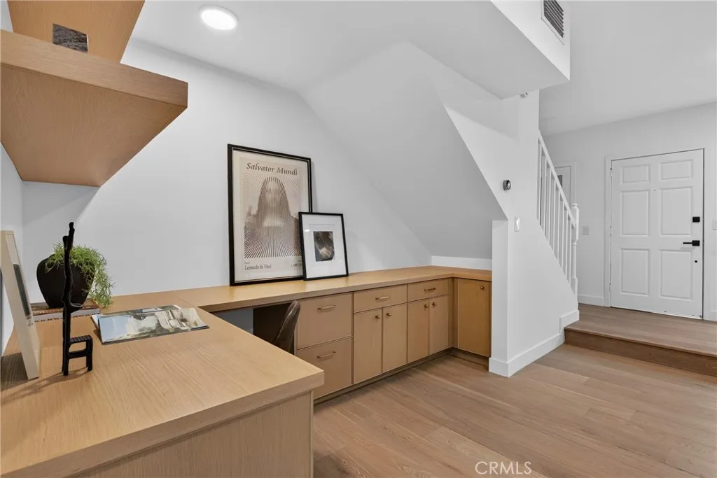 938 18th Street Unit 5, Santa Monica, CA 90403 - Photo 4 of 32, Santa Monica, CA