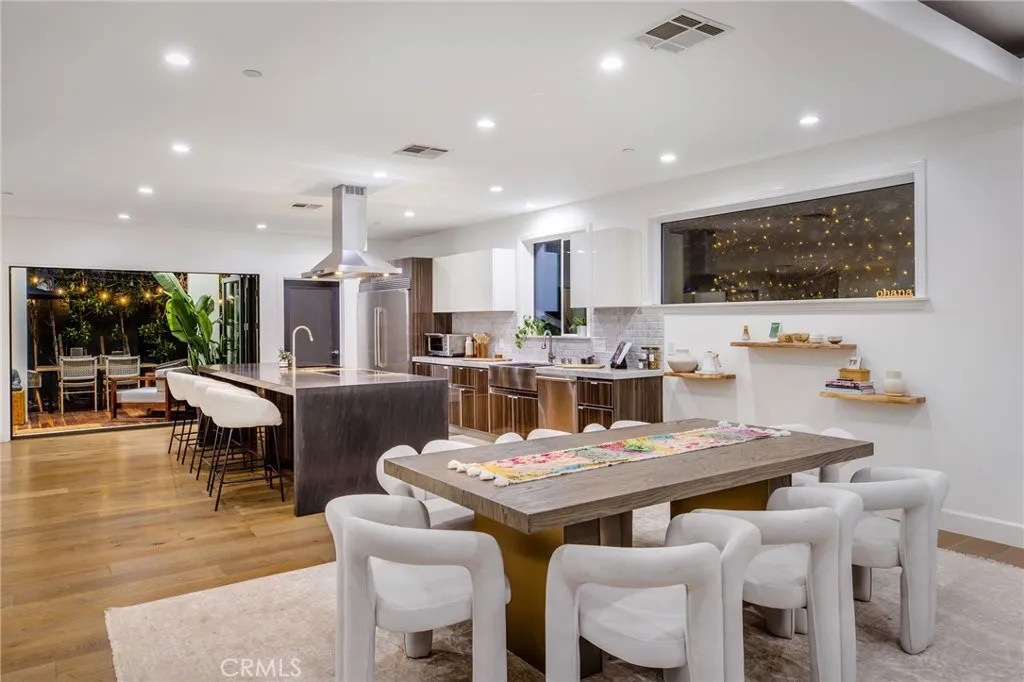 11645 Woodbridge Street, Studio City, CA 91604 - Main photo, Studio City, CA