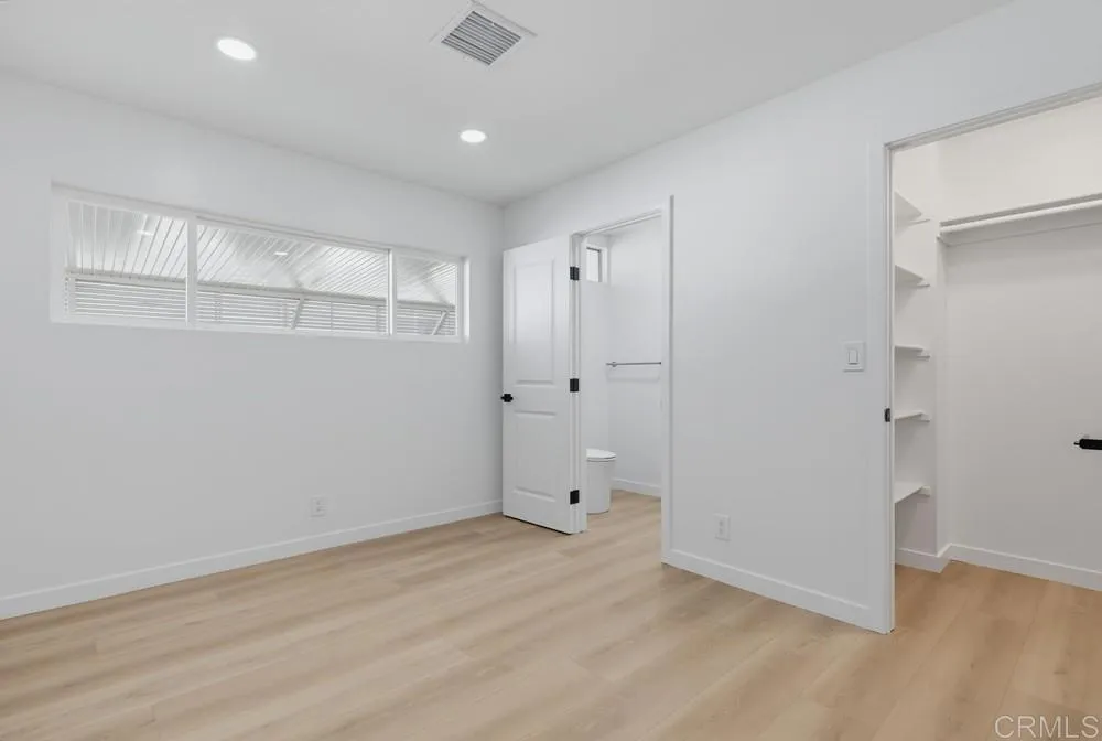 https://cdn.realtyfeed.com/cdn/127/306773781/9d4c938ecbb9d355d3a71a5c2e2166e5.webp