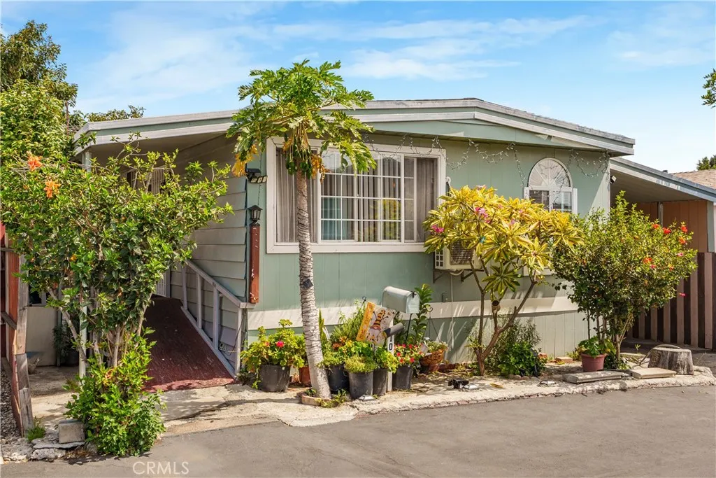 21111 Dolores St Unit 109, Carson, CA 90745 - Main photo, Carson, CA