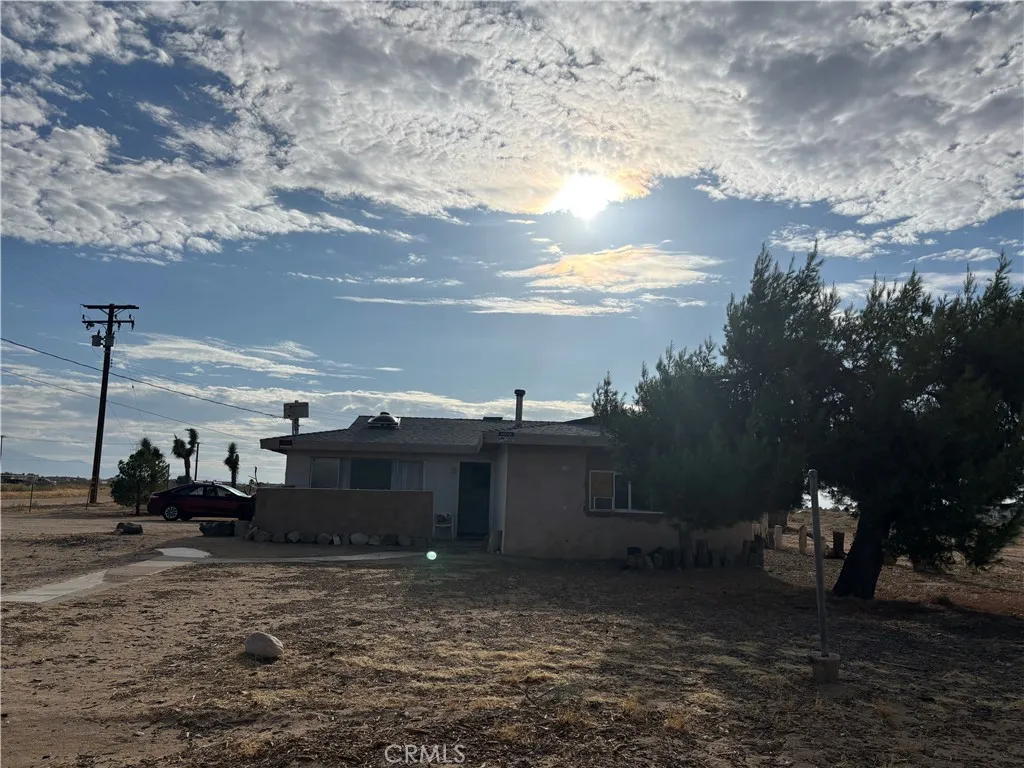 15026 Richmond Avenue, Victorville, CA 92394 - Photo 2 of 14, Victorville, CA