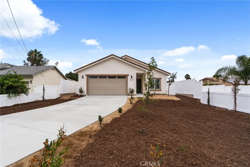 9267 Duncan, Riverside, CA 92503 - Photo 2 of 33, Riverside, CA