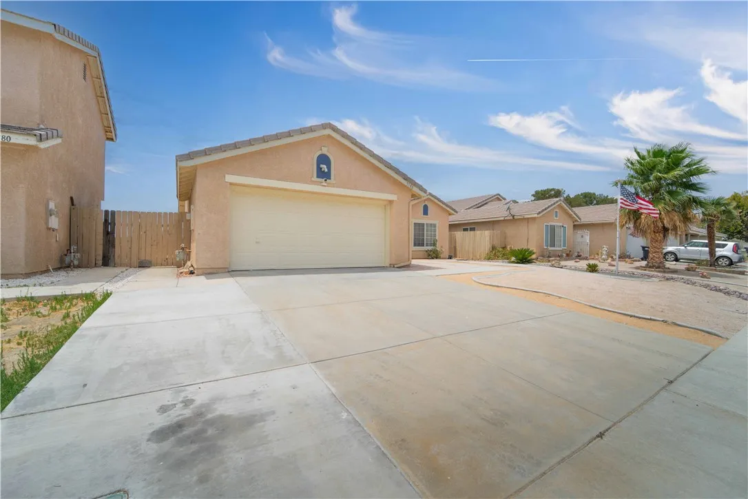 3788 Bottlebrush, Rosamond, CA 93560 - Photo 3 of 33, Rosamond, CA