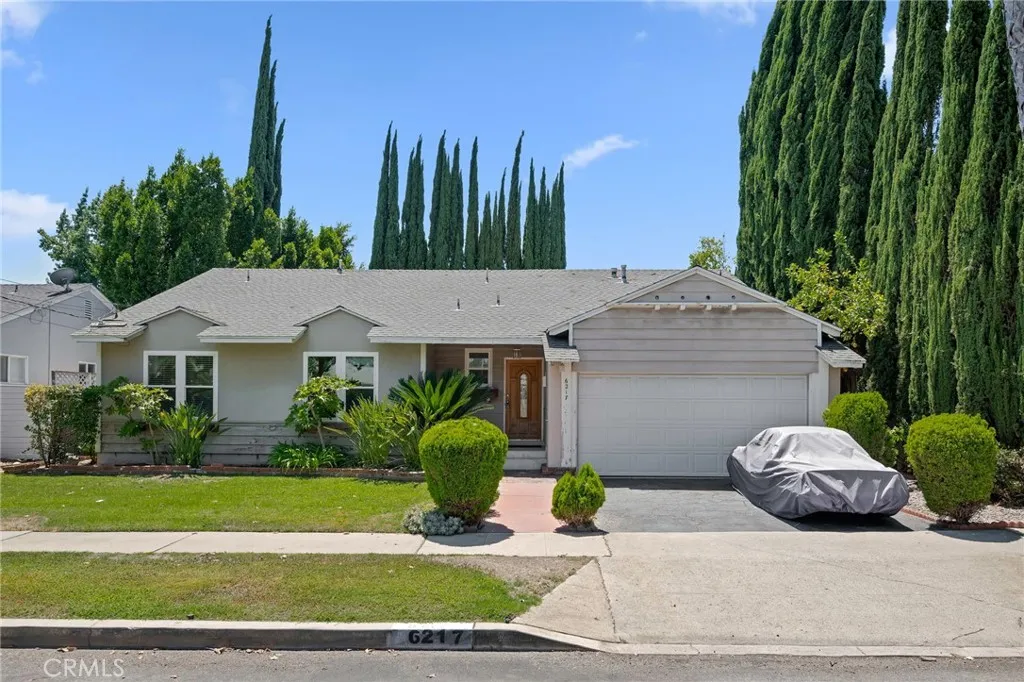 Van Nuys, CA 91401