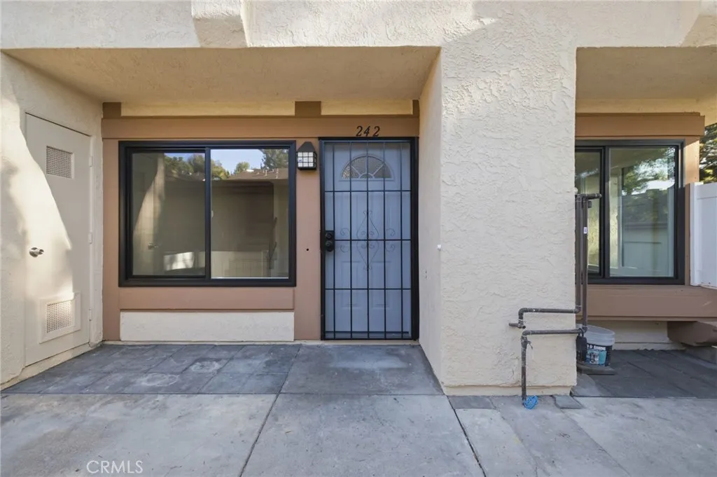 2351 Sutter Way Unit 242, Fullerton, CA 92833 - Main photo, Fullerton, CA