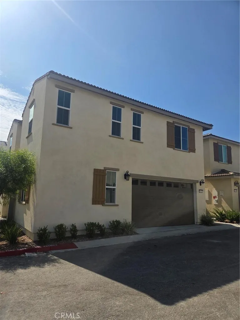 16492 Botanical Lane, Fontana, CA 92336 - Photo 2 of 12, Fontana, CA