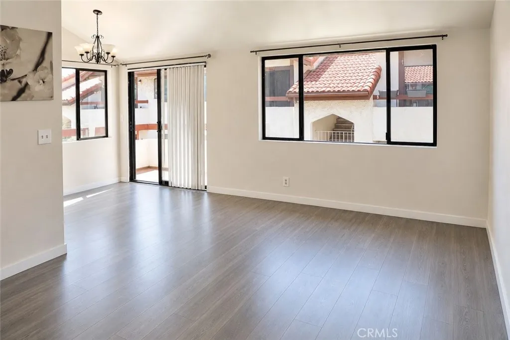 27919 Sarabande Lane Unit 422, Canyon Country, CA 91387 - Photo 3 of 18, Canyon Country, CA