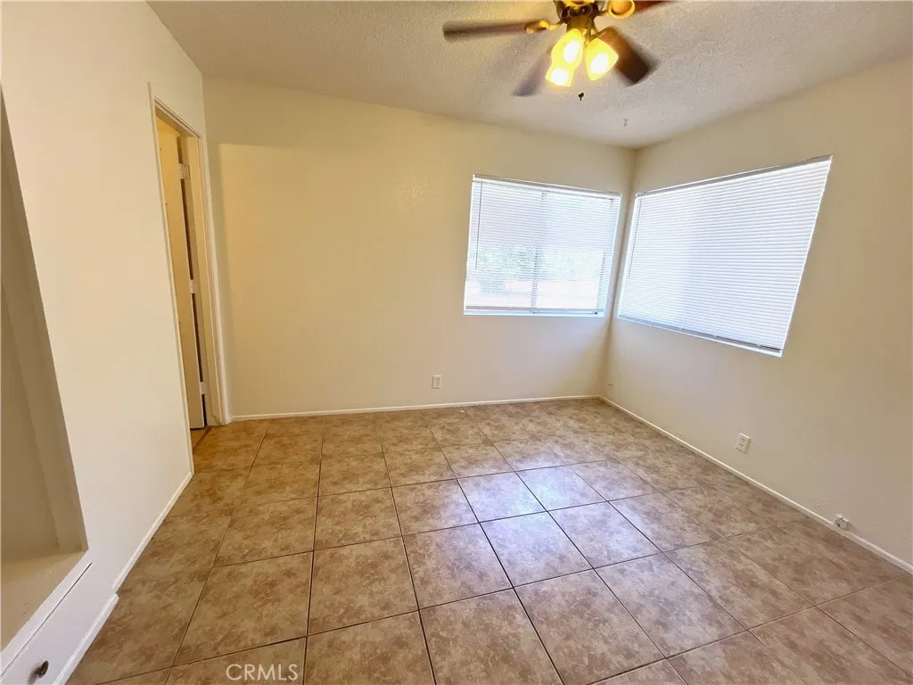 1955 E Devonshire Avenue Unit 1, Hemet, CA 92544 - Photo 3 of 4, Hemet, CA