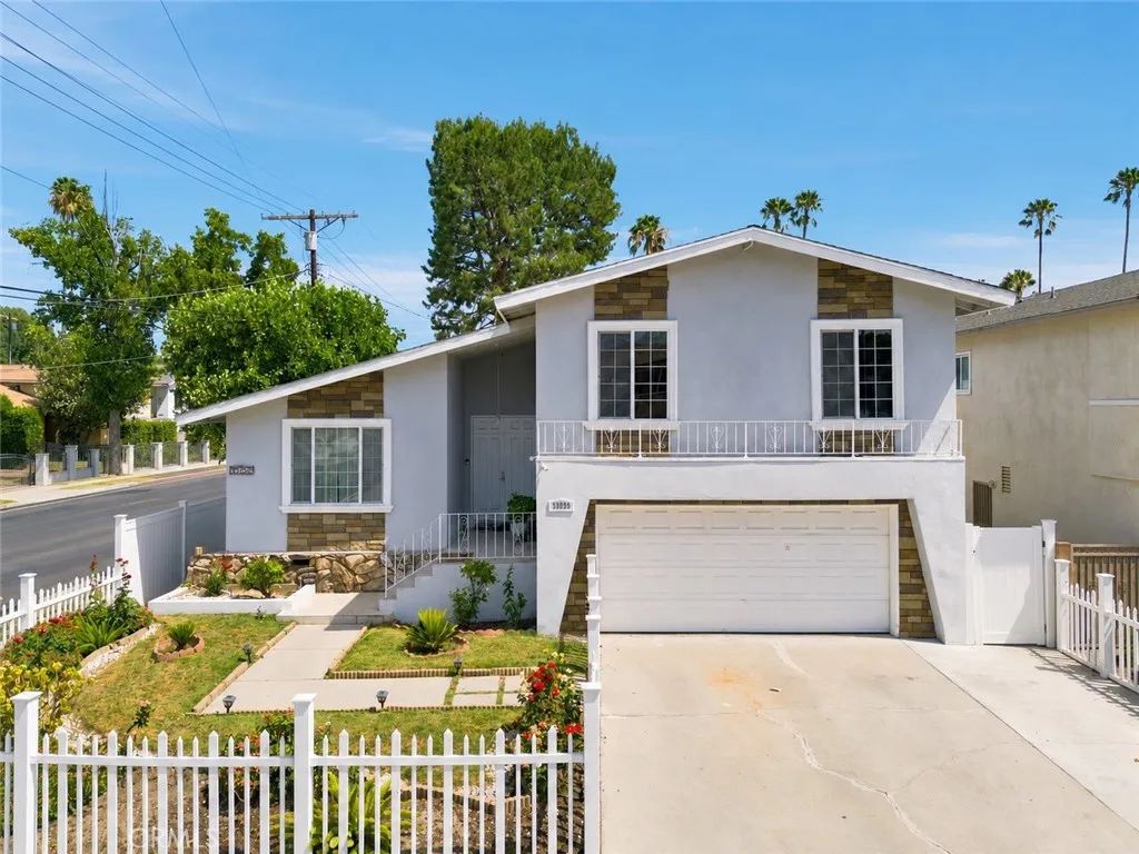 Winnetka, CA 91306