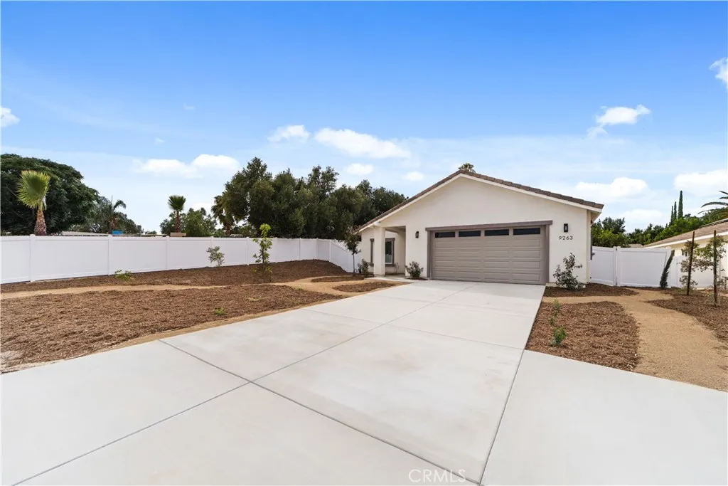 9263 Duncan, Riverside, CA 92503 - Main photo, Riverside, CA