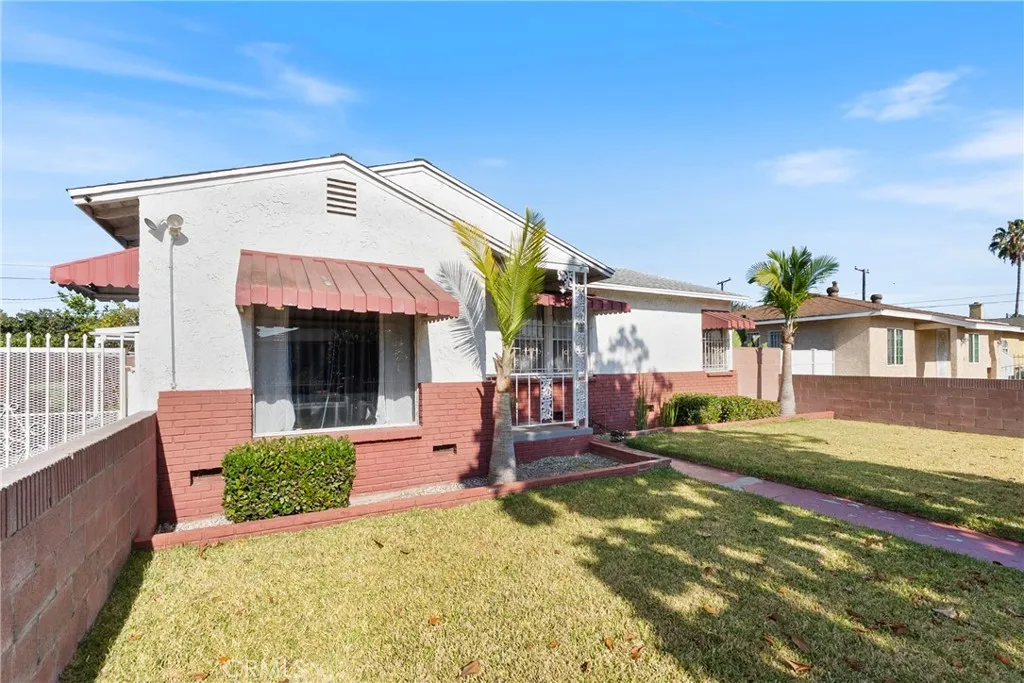 10522 Parmelee, Los Angeles, CA 90002 - Main photo, Los Angeles, CA
