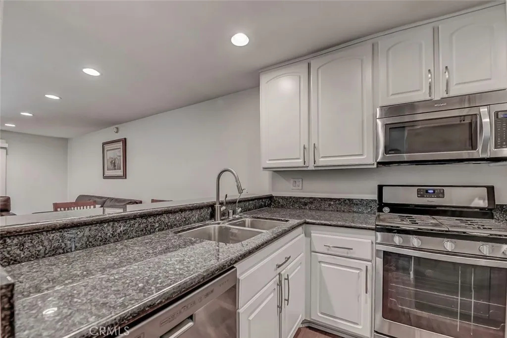 322 Orange Blossom, Irvine, CA 92618 - Photo 4 of 25, Irvine, CA