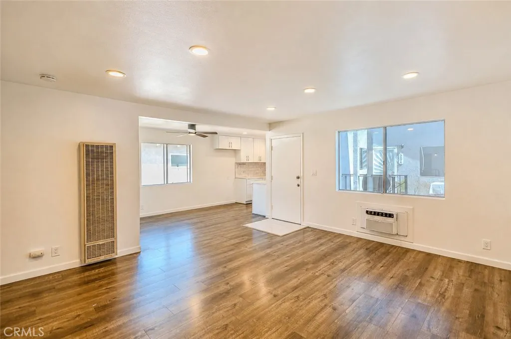 9441 Flower Street Unit 203, Bellflower, CA 90706 - Photo 5 of 19, Bellflower, CA