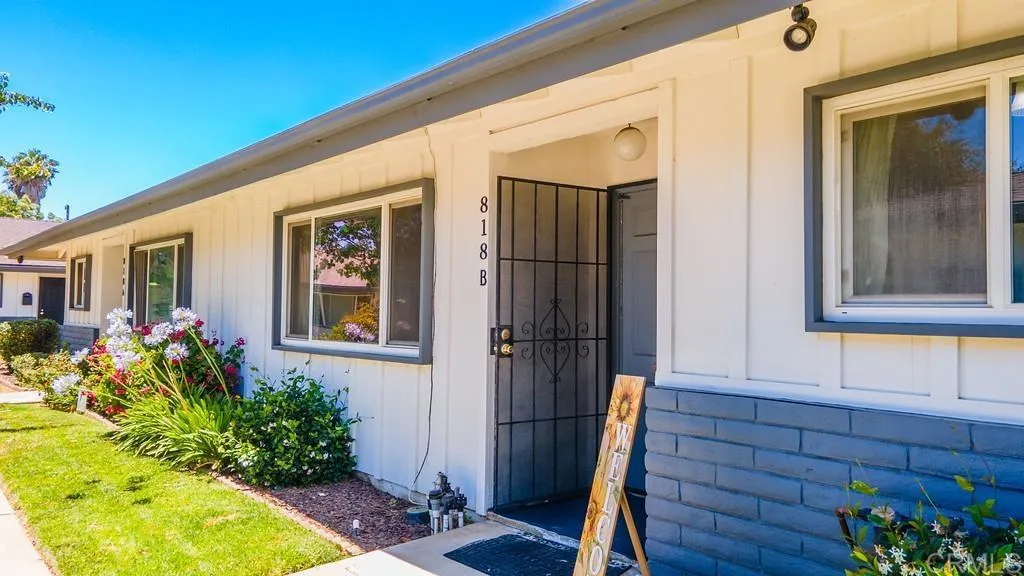 818 E Washington Avenue, Escondido, CA 92025 - Photo 2 of 17, Escondido, CA