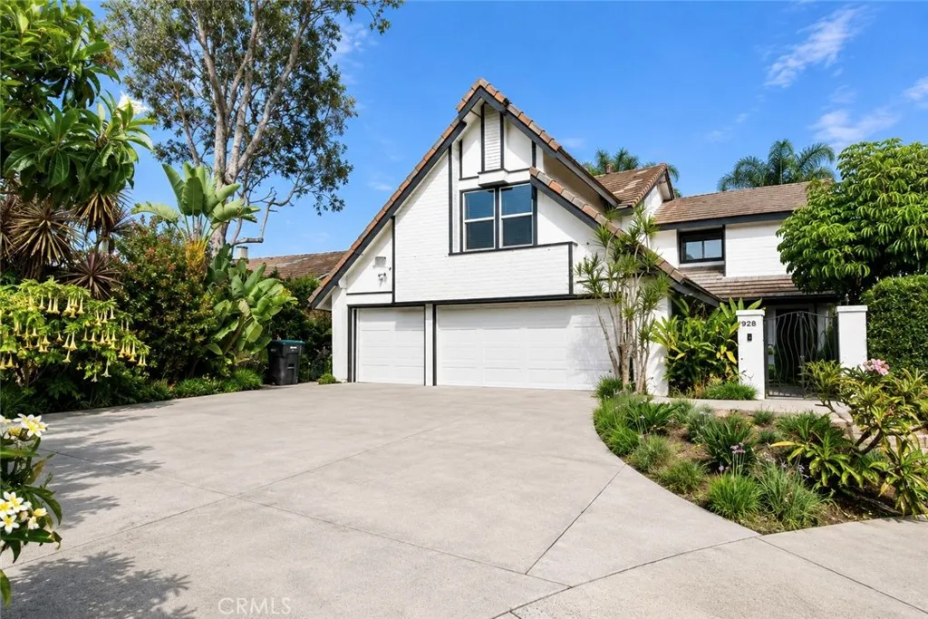 28 Cambridge, Irvine, CA 92620 - Main photo, Irvine, CA
