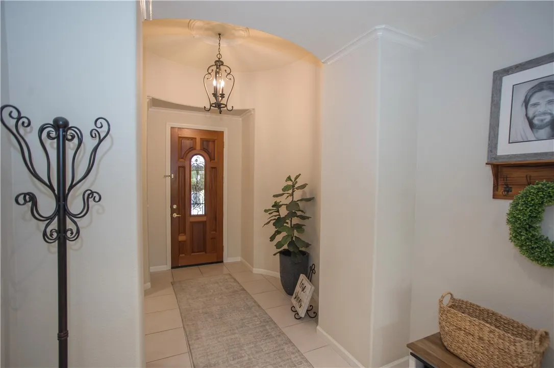 2675 E Rockingham Court, Fresno, CA 93720 - Photo 5 of 64, Fresno, CA