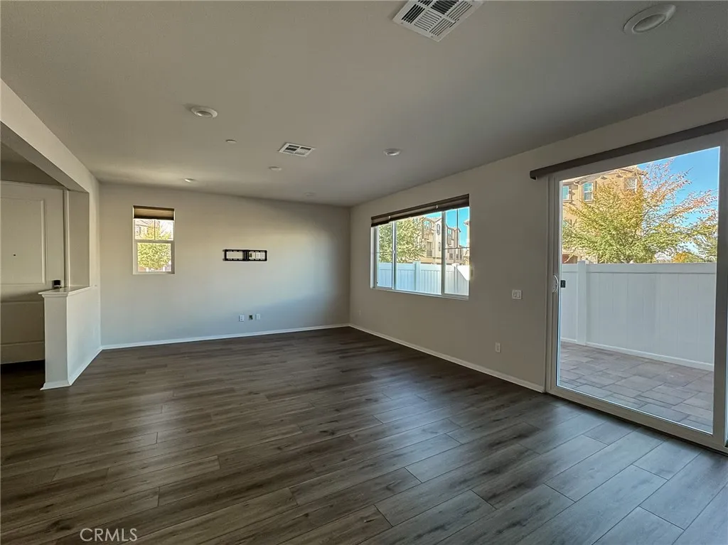 40247 Birchfield, Temecula, CA 92591 - Photo 4 of 32, Temecula, CA