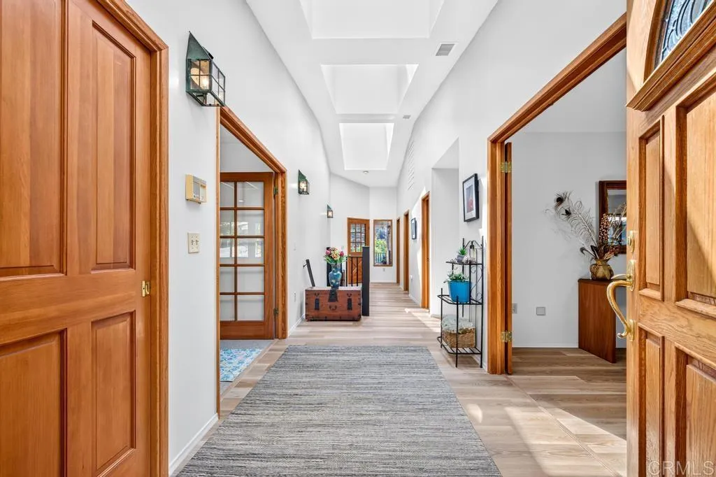 https://cdn.realtyfeed.com/cdn/127/306774054/1ca9eda510bdc36c059942e72d2b3702.webp