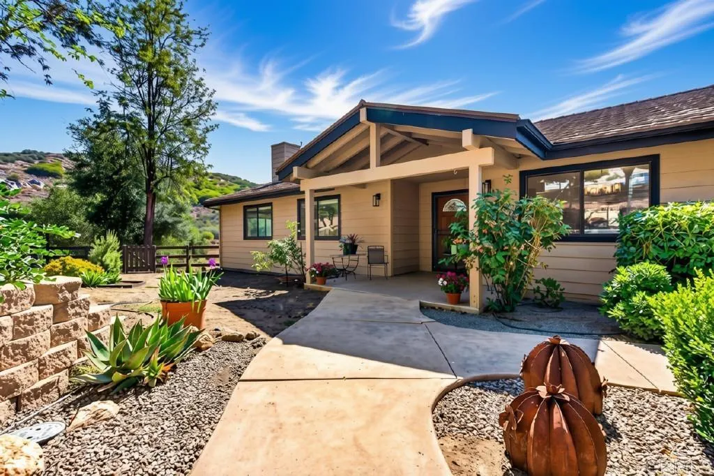 https://cdn.realtyfeed.com/cdn/127/306774054/1e929d6ef2c34eac158a8b05503cd3f8.webp