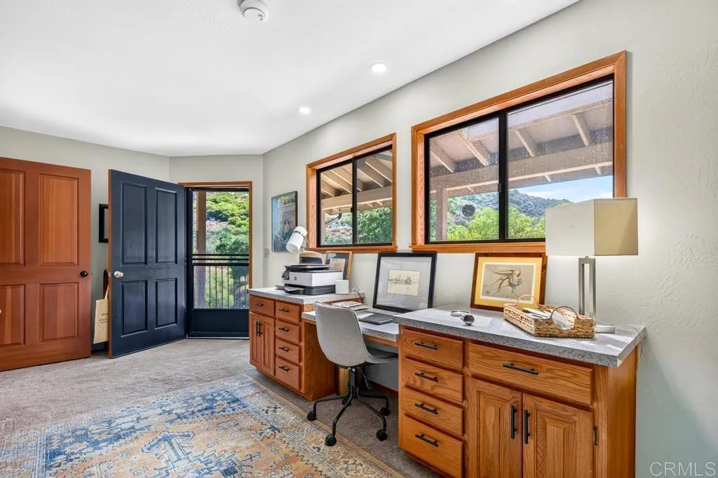 https://cdn.realtyfeed.com/cdn/127/306774054/a38bccf0421b2f09b23a71a2f3867919.webp