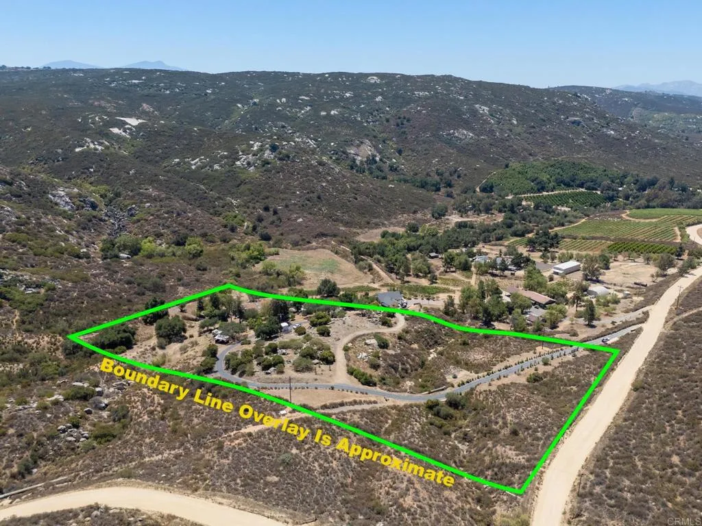 https://cdn.realtyfeed.com/cdn/127/306774054/b6a11e5eee3384459215231d90a11fd9.webp