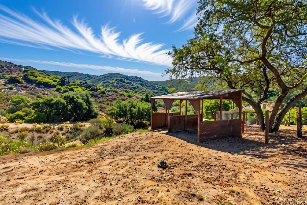 https://cdn.realtyfeed.com/cdn/127/306774054/b6d9627e1d48e3c667ded8e85182be03.webp
