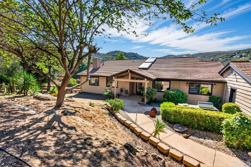 https://cdn.realtyfeed.com/cdn/127/306774054/c83f5bff6066aa954aa66842e1dd6df6.webp