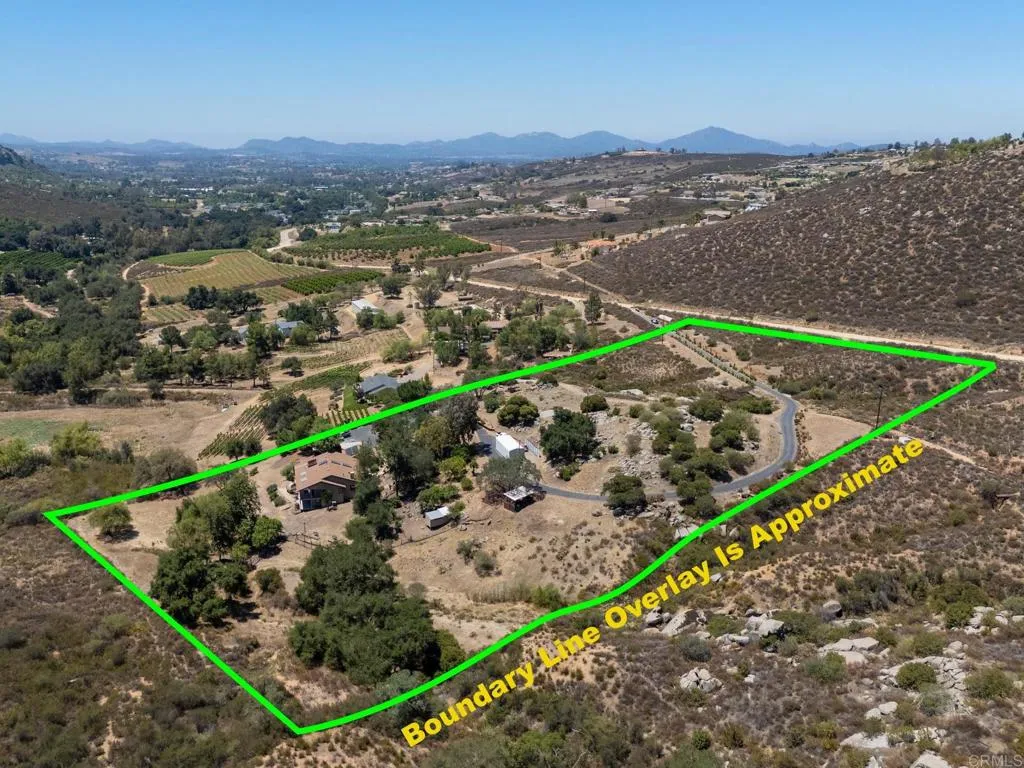 https://cdn.realtyfeed.com/cdn/127/306774054/dd400271c00d419fdeafbfc95dc3c33f.webp