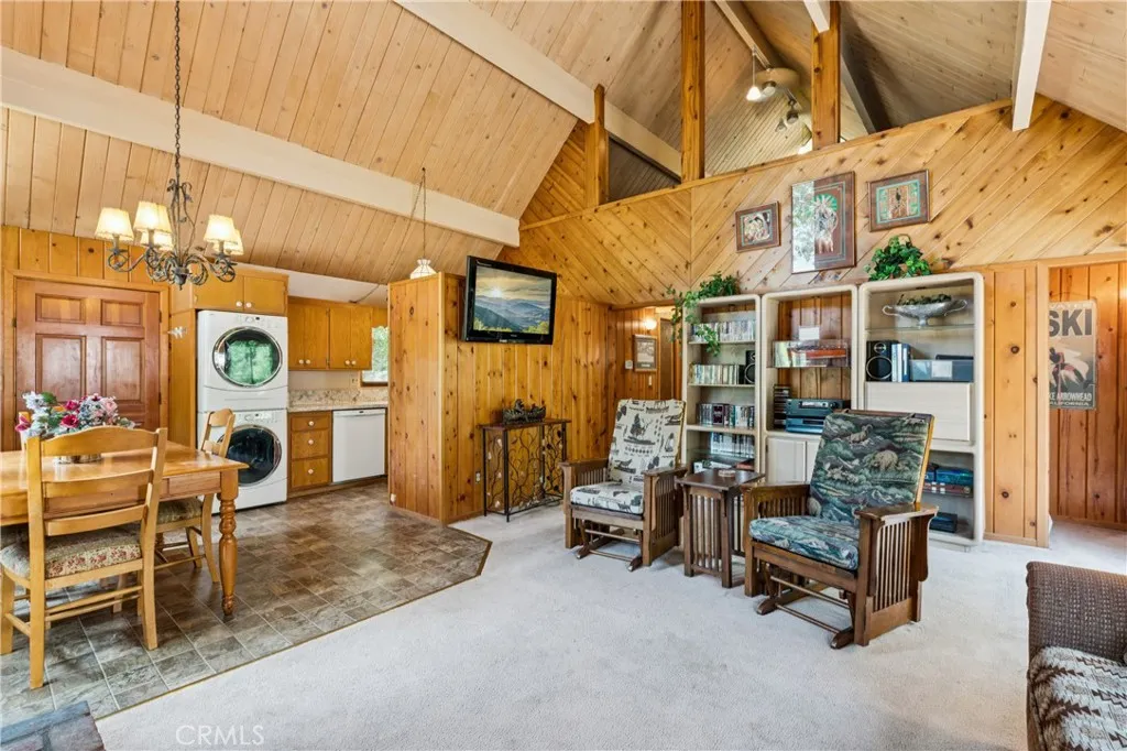 27376 Alpen, Lake Arrowhead, CA 92352 - Photo 4 of 36, Lake Arrowhead, CA