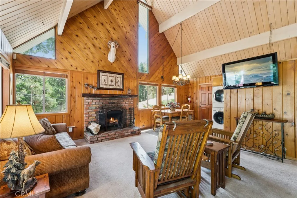 27376 Alpen, Lake Arrowhead, CA 92352 - Photo 3 of 36, Lake Arrowhead, CA