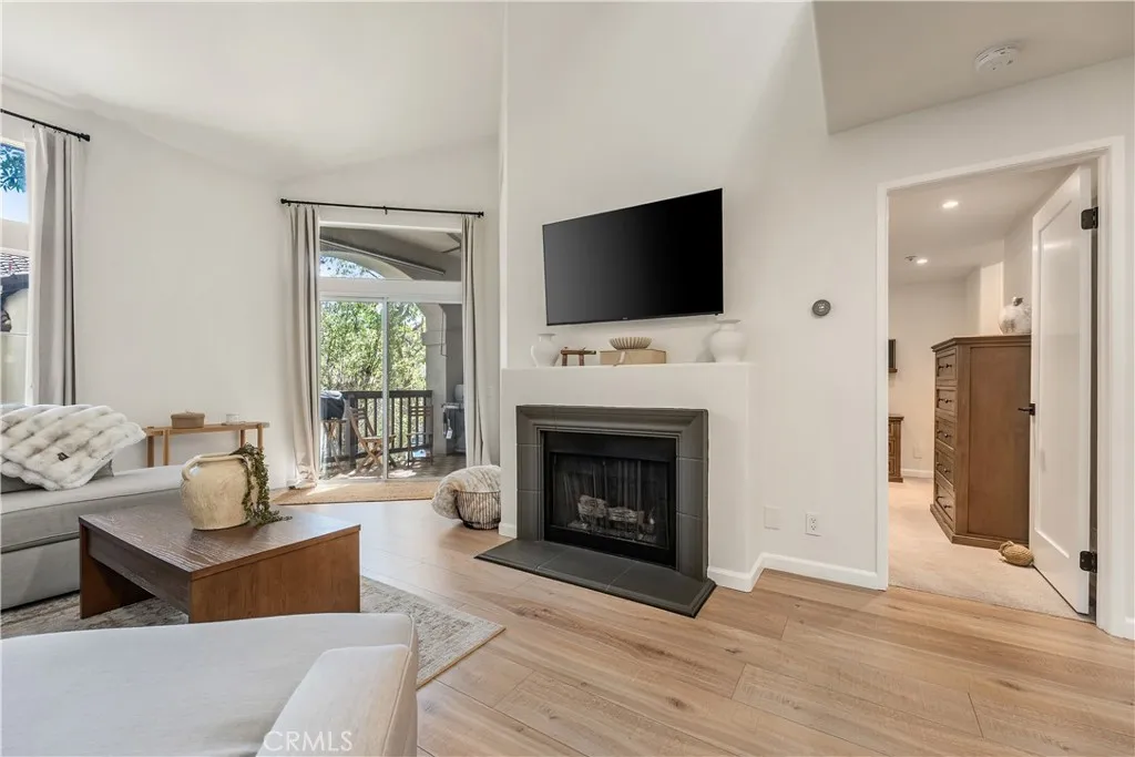 2960 Champion Unit 710, Tustin, CA 92782 - Photo 2 of 20, Tustin, CA