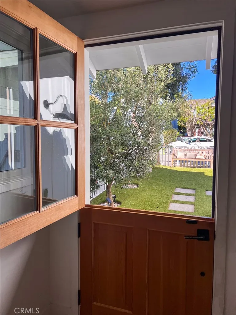 1300 Walnut Avenue, Manhattan Beach, CA 90266 - Photo 2 of 27, Manhattan Beach, CA