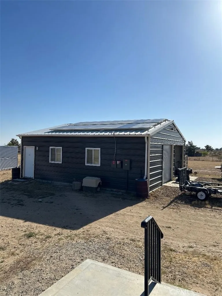 6026 Dos Palmas, Phelan, CA 92371 - Main photo, Phelan, CA