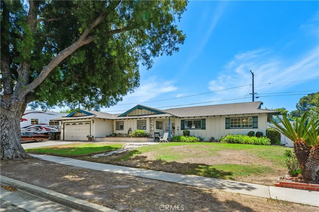Corona, CA 92882
