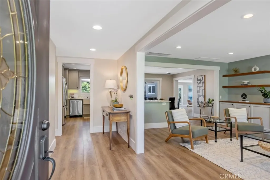 1031 Uppingham, Thousand Oaks, CA 91360 - Photo 3 of 37, Thousand Oaks, CA