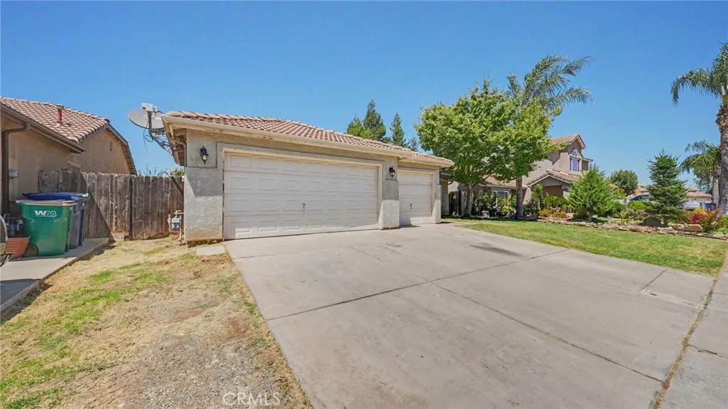 2204 W Sweet Water Court, Merced, CA 95348 - Photo 4 of 26, Merced, CA