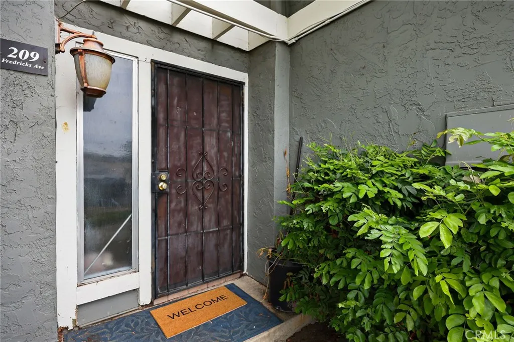 https://cdn.realtyfeed.com/cdn/127/306774156/7ae3883d4d9967695a47f3ba2040332a.webp