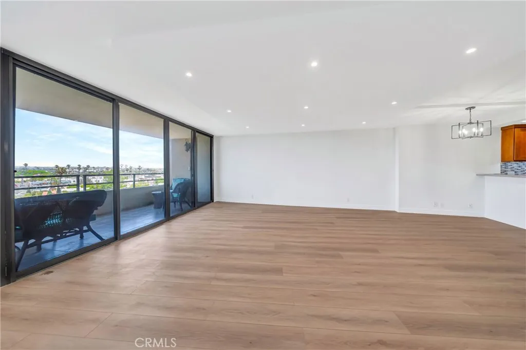 4316 Marina City Drive Unit 227, Marina del Rey, CA 90292 - Photo 5 of 43, Marina Del Rey, CA