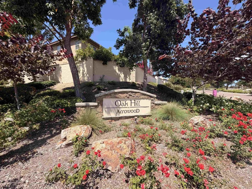 https://cdn.realtyfeed.com/cdn/127/306774162/60db8d39b9eb1cbc9f015b93cb9f5af1.webp
