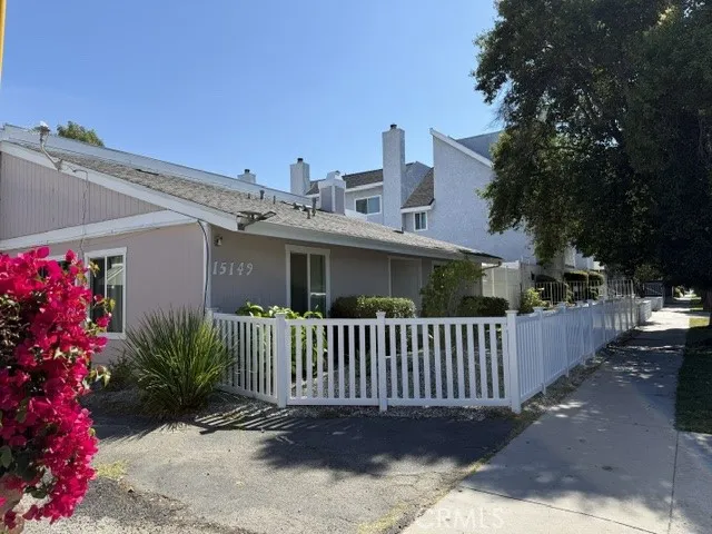 15149 Victory Boulevard, Van Nuys, CA 91411 - Photo 2 of 7, Van Nuys, CA