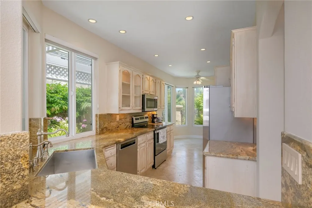 4 Reina, Dana Point, CA 92629 - Photo 4 of 16, Dana Point, CA