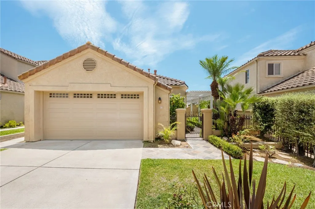 4 Reina, Dana Point, CA 92629 - Photo 2 of 16, Dana Point, CA