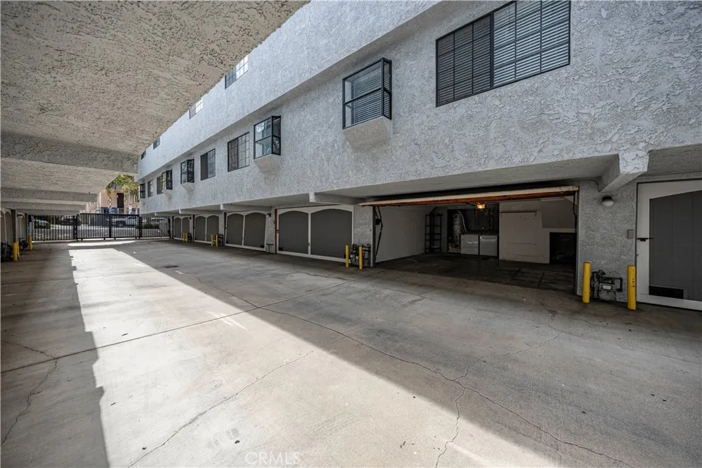 1221 N Sycamore Unit 5, Los Angeles, CA 90038 - Photo 4 of 43, Los Angeles, CA