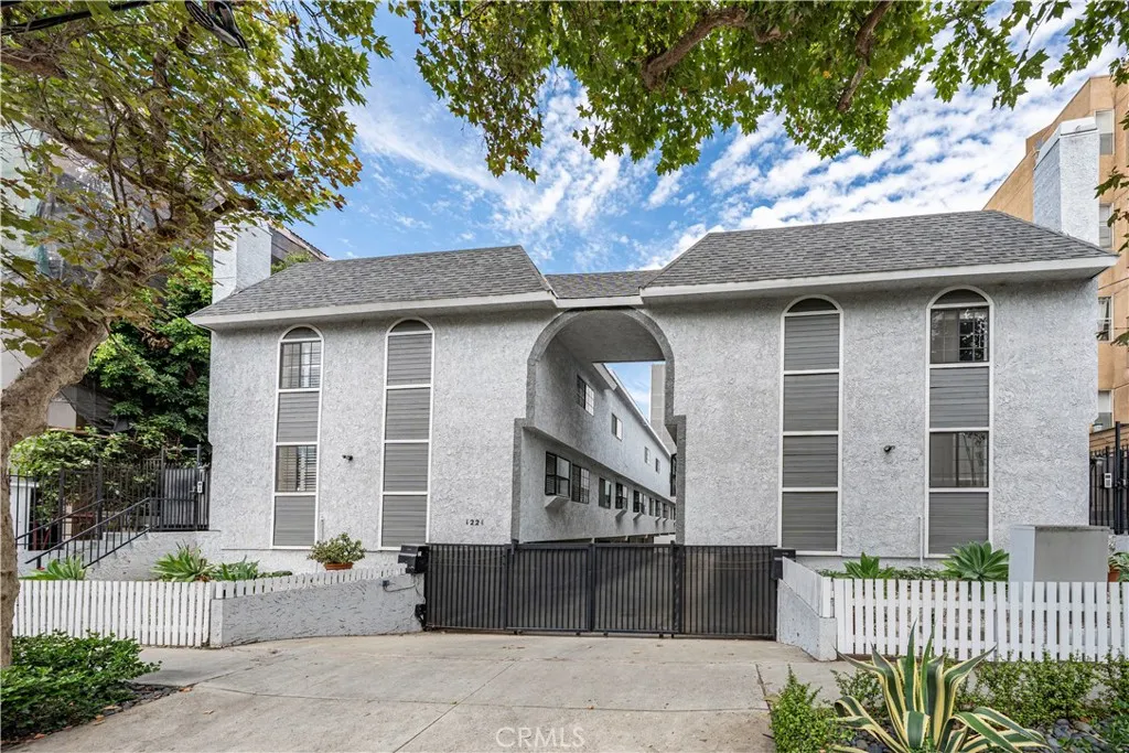 1221 N Sycamore Unit 5, Los Angeles, CA 90038 - Photo 2 of 43, Los Angeles, CA