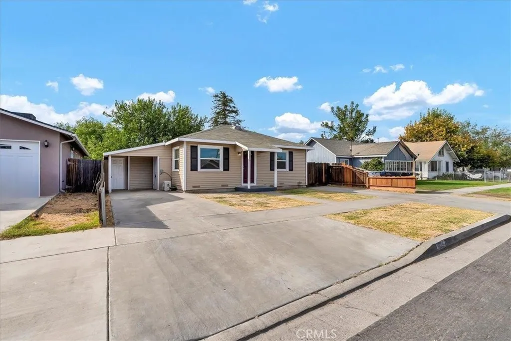 1015 Hall Avenue, Corcoran, CA 93212 - Photo 2 of 30, Corcoran, CA