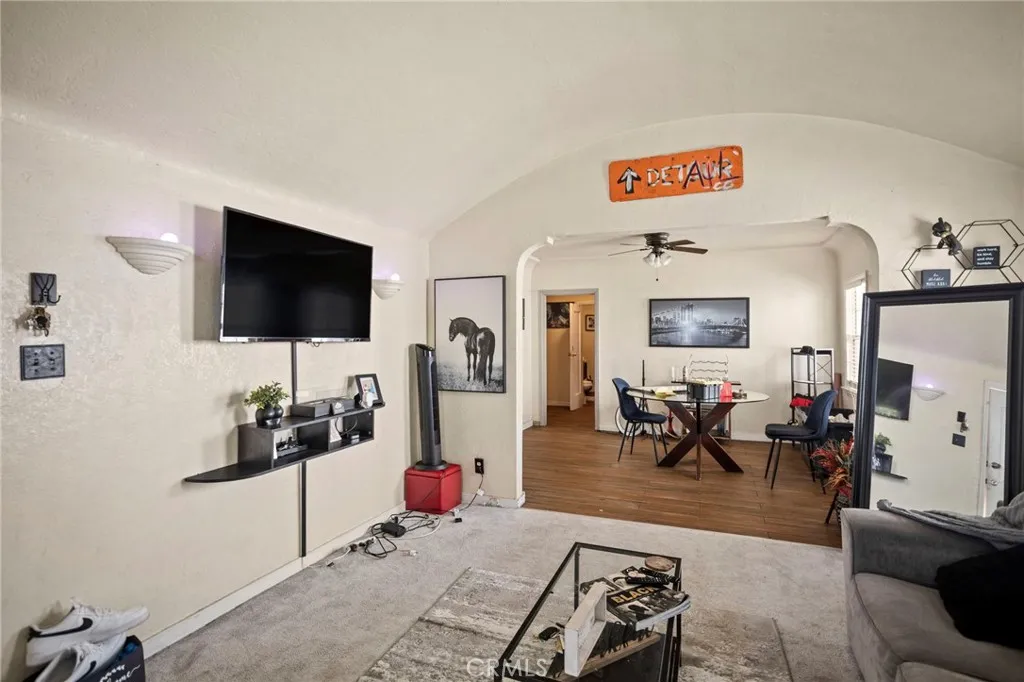 720 E 82nd Street, Los Angeles, CA 90001 - Photo 3 of 33, Los Angeles, CA