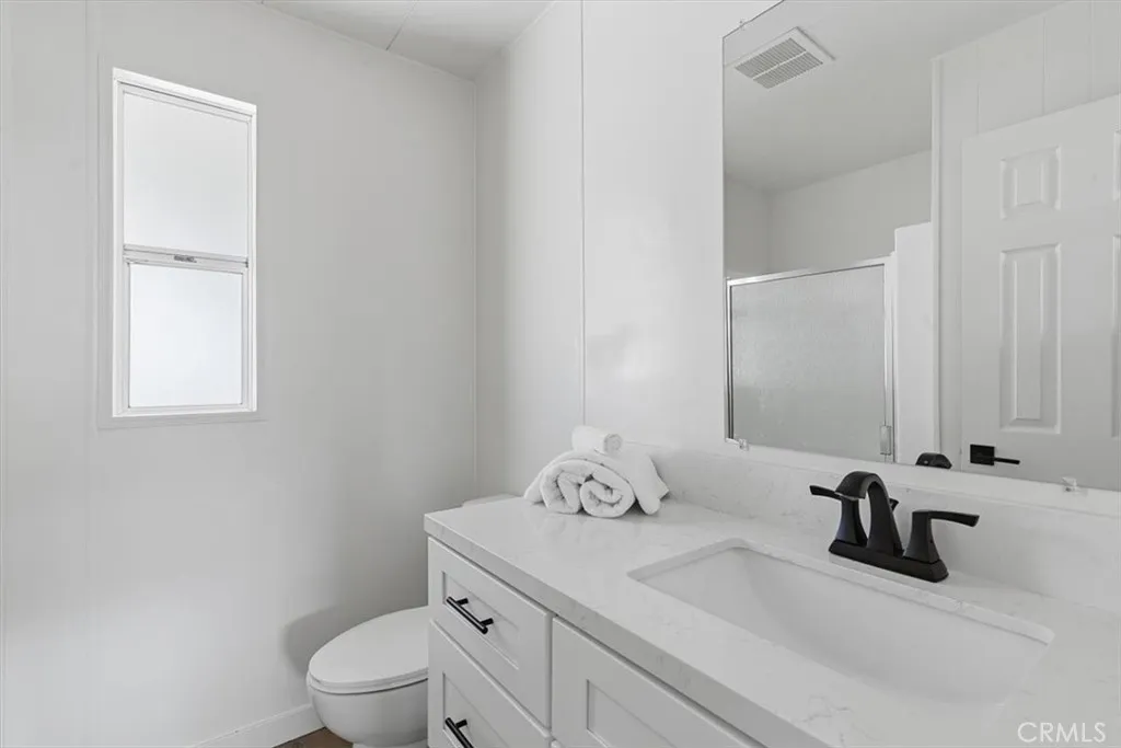 https://cdn.realtyfeed.com/cdn/127/306774252/869b6eec3659aa386b8ca8d1201c42cb.webp