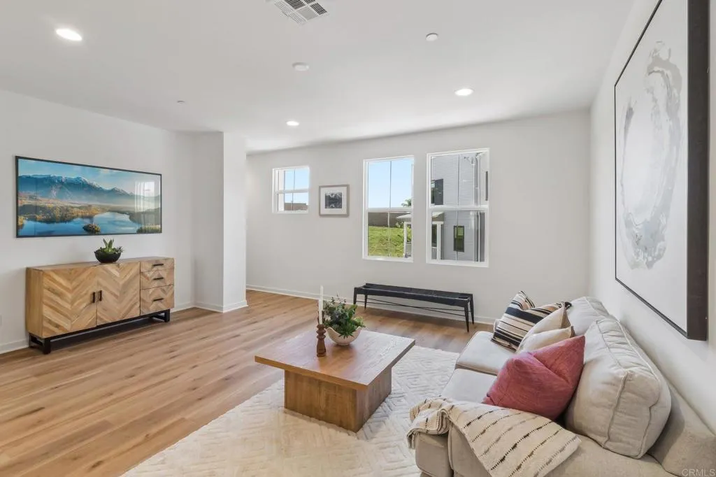 https://cdn.realtyfeed.com/cdn/127/306774262/3fda4aa44b4503370a910dac538bb00c.webp