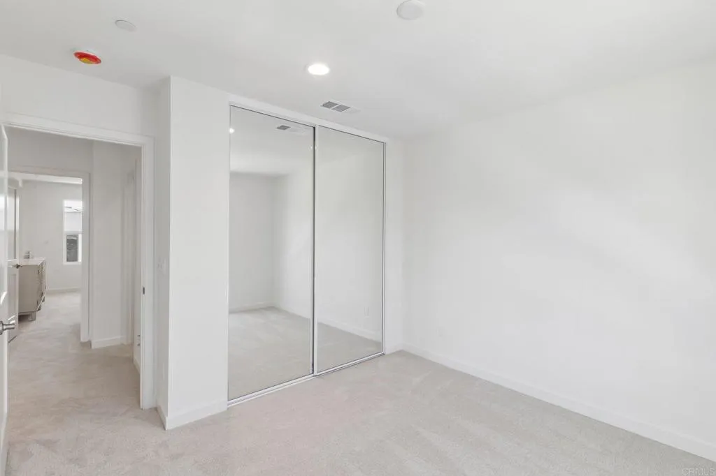 https://cdn.realtyfeed.com/cdn/127/306774262/4a0b368c39c1c08d7a208470942439e0.webp